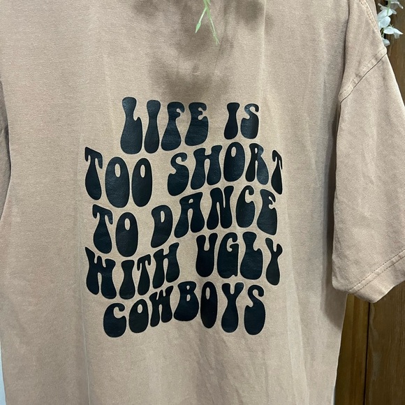 Beige Graphic Short Sleeve Tee - Picture 7 of 8